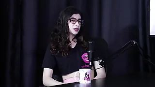 Fez um pack de fotos escondendo o pau e um homem gostou, e apesar de tímida, na internet faz o que quer - Yumi Trap (Transsexual) (SHEER/RED)
